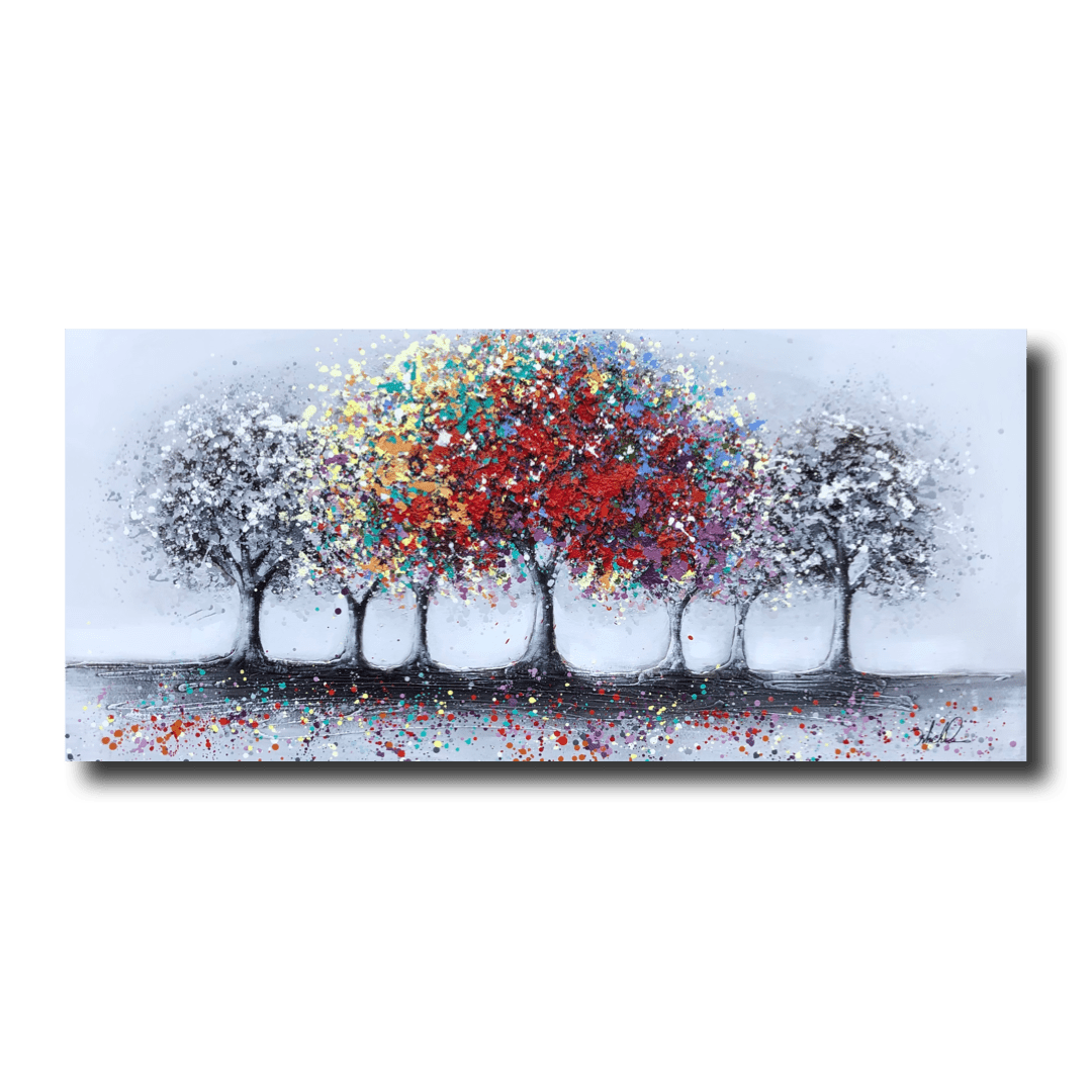 En handmålad tavla med ett träd